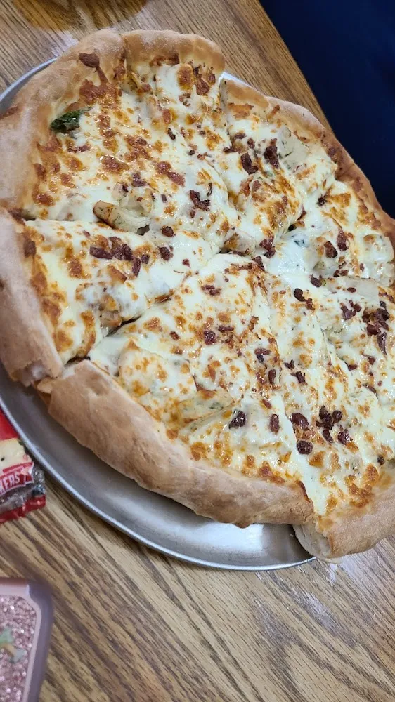 Alfredo Pizza